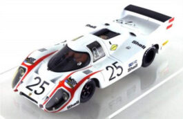 The birth of the Porsche 917 LH in the automotive landscape of endurance in 1970’s has remained burnt in memory and LeMans 24 Hours enthusiasts cannot remain insensitive except to its performance or its history at least to its design. A new production is therefore necessary to enthuse the new collectors coming to slot racing. Porsche 917 LH 24hr Le Mans 197071 No.25 Vic Elford