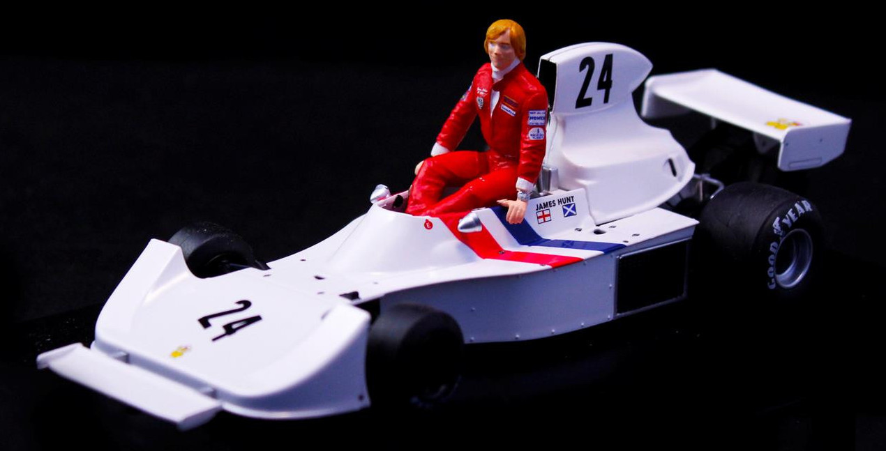 CREATOR: gd-jpeg v1.0 (using IJG JPEG v62), quality = 90 Model Hesketh 308 Driver James Hunt Year 1974 Scale 1:32